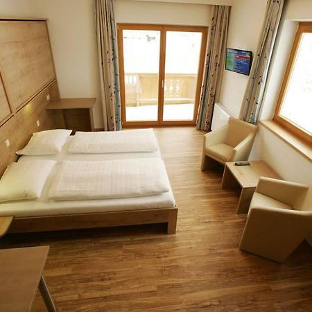 Familien & Wohlfuhlhotel Johanneshof Saalbach Exterior foto