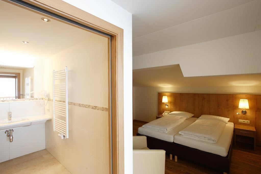 Familien & Wohlfuhlhotel Johanneshof Saalbach Exterior foto